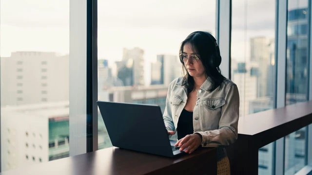 Mastering International Invoicing: A Birdi Step-by-Step Guide